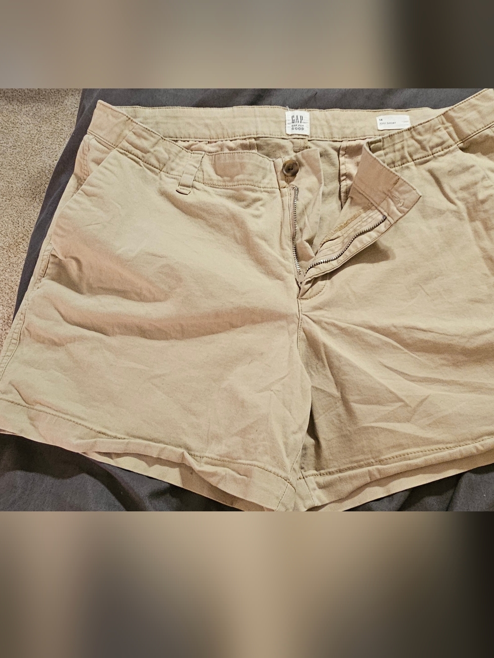GAP Women's Shorts - Light Khaki Beige